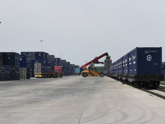 省時(shí)即辦自助！吉林省交通運(yùn)輸廳推出三項(xiàng)便民措施助力道路貨物運(yùn)輸